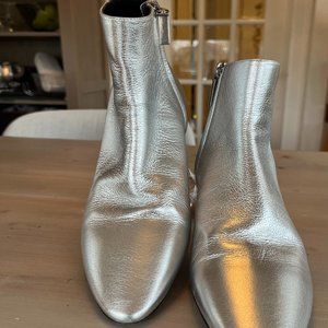 Saint Laurent Loulou 50 Silver Leather Ankle Boot